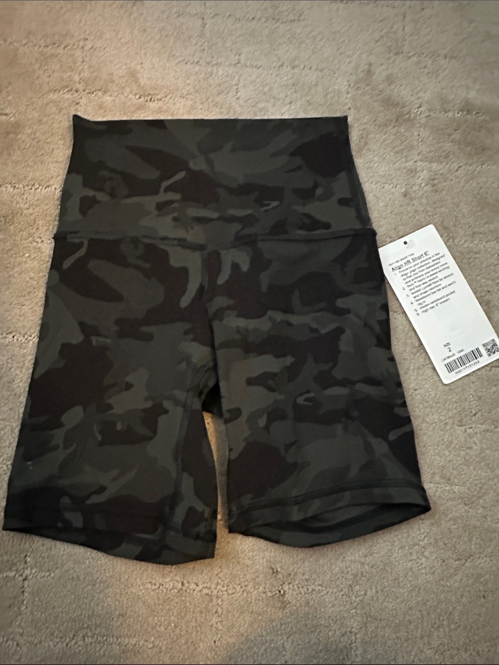 lululemon Align High-Rise Shorts 6” size 4 Green camo